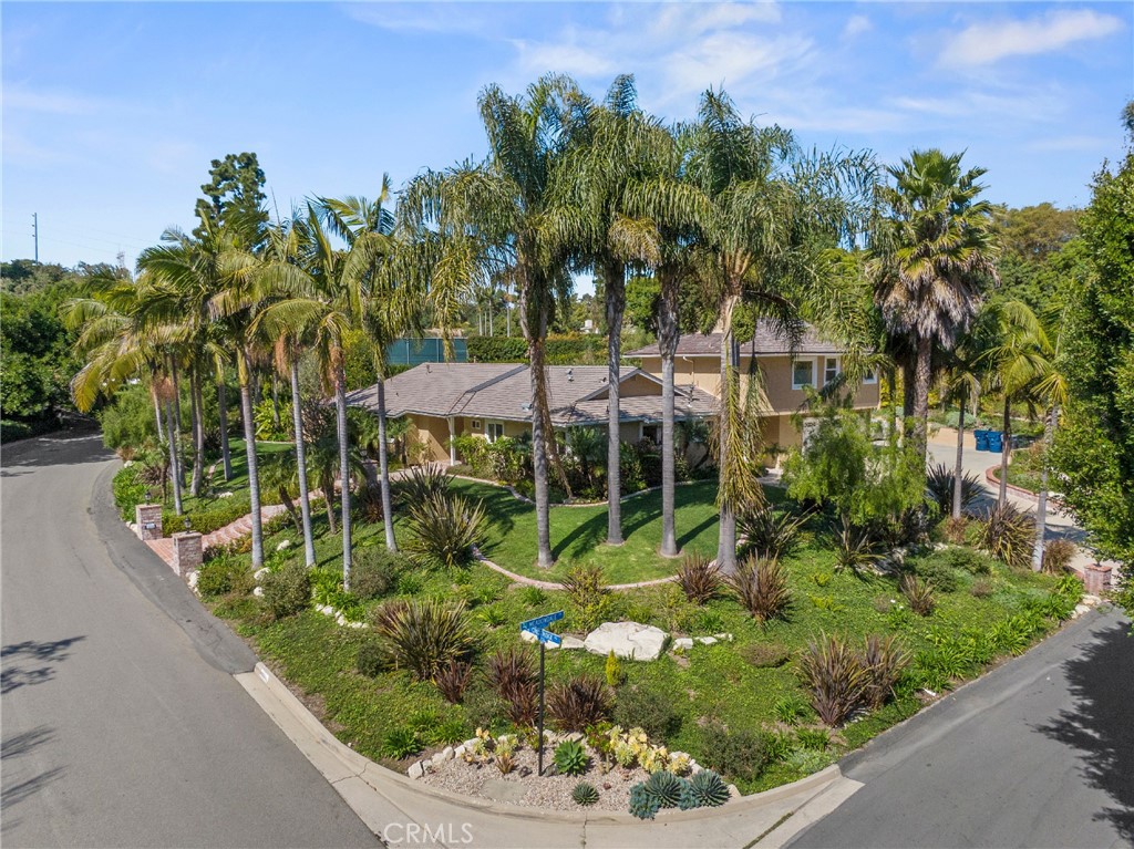 28658 Crestridge Road Rancho Palos Verdes, CA 90275 - Photo 1 of 1 a view of a garden