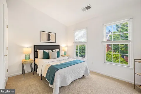 $939,900 | 11900 Bristol Manor Court, Unit 73, North Bethesda, MD 20852