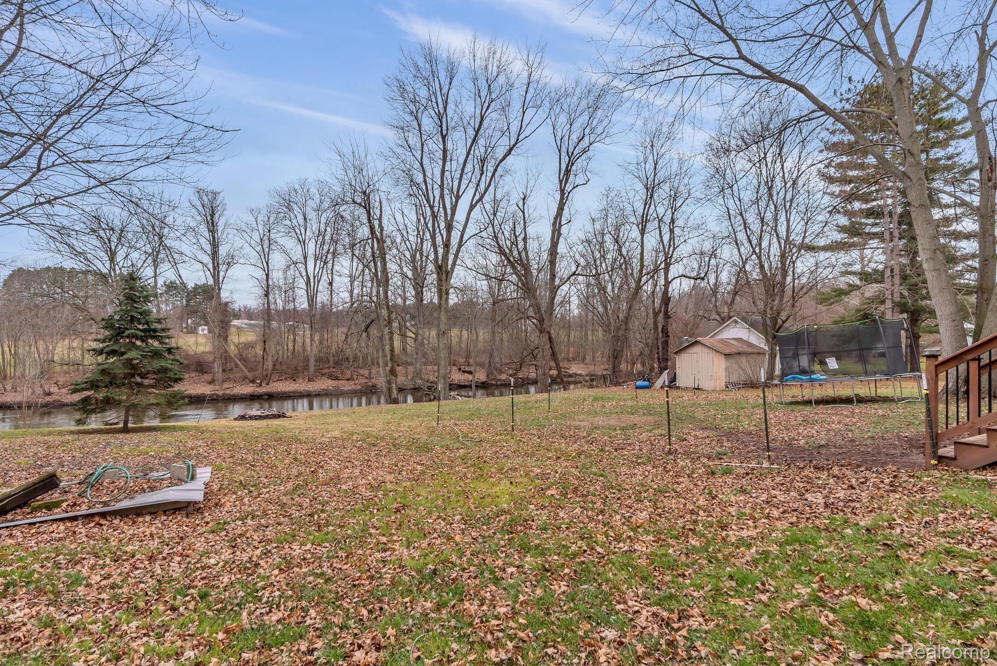 10716 Lehring Road Byron, MI 48418 - Photo 26 of 36 Gallery Image 26