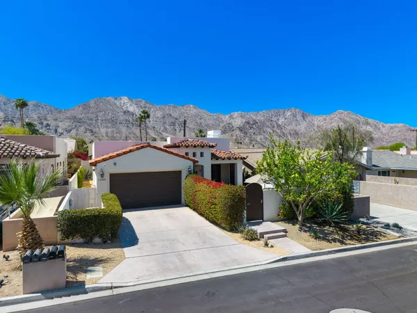 $3,900 | 53385 Avenida Mendoza, La Quinta, CA 92253