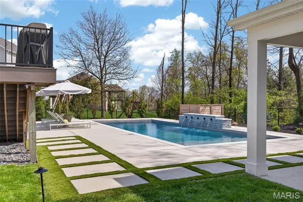 $1,250,000 | 6106 Knights Table Court, St. Charles, MO 63304