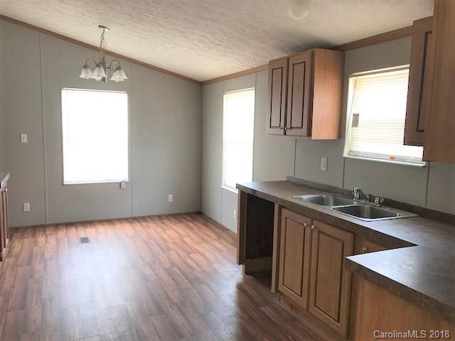 27 Hal J'S Mobile Home Park Road Marshall, NC 28753 - Photo 3 of 14 Gallery Image 3