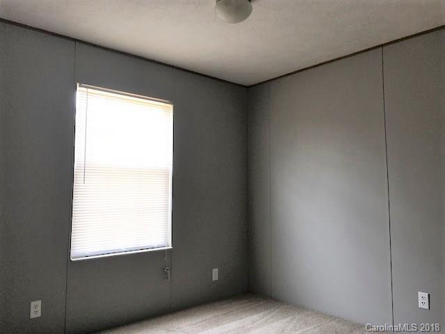 27 Hal J'S Mobile Home Park Road Marshall, NC 28753 - Photo 6 of 14 Gallery Image 6