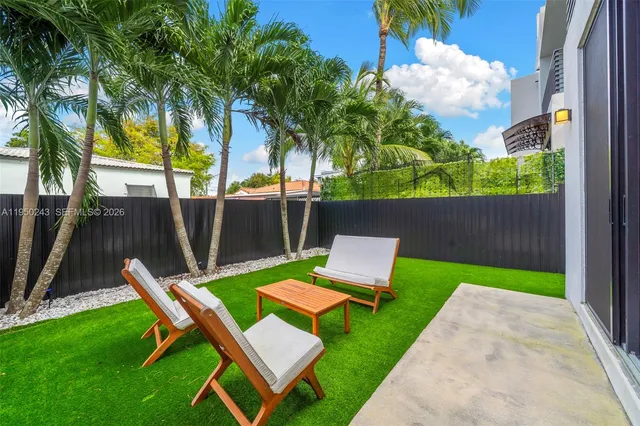 $1,325,000 | 3061 Southwest 21st Terrace, Unit 3061, Miami, FL 33145