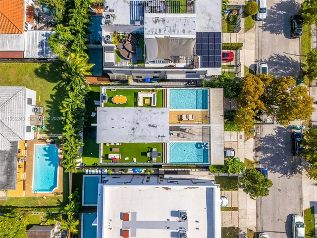 $1,325,000 | 3061 Southwest 21st Terrace, Unit 3061, Miami, FL 33145