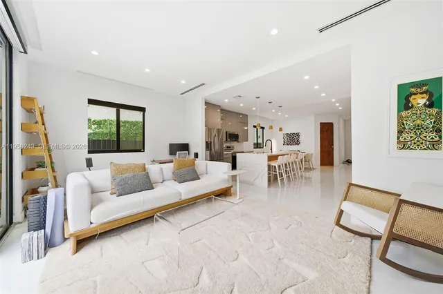 $1,325,000 | 3061 Southwest 21st Terrace, Unit 3061, Miami, FL 33145