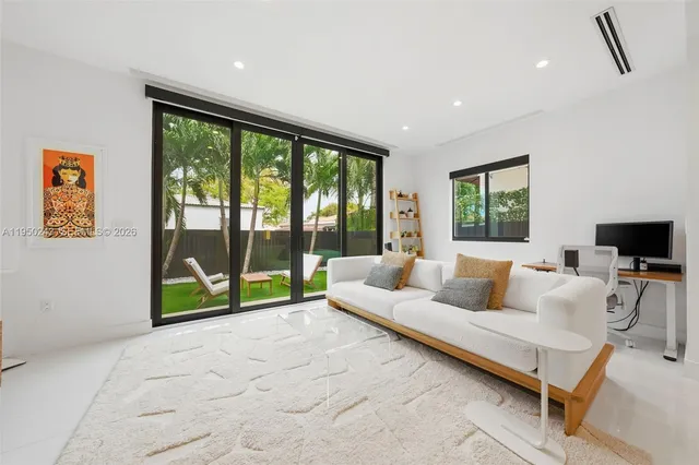 $1,325,000 | 3061 Southwest 21st Terrace, Unit 3061, Miami, FL 33145