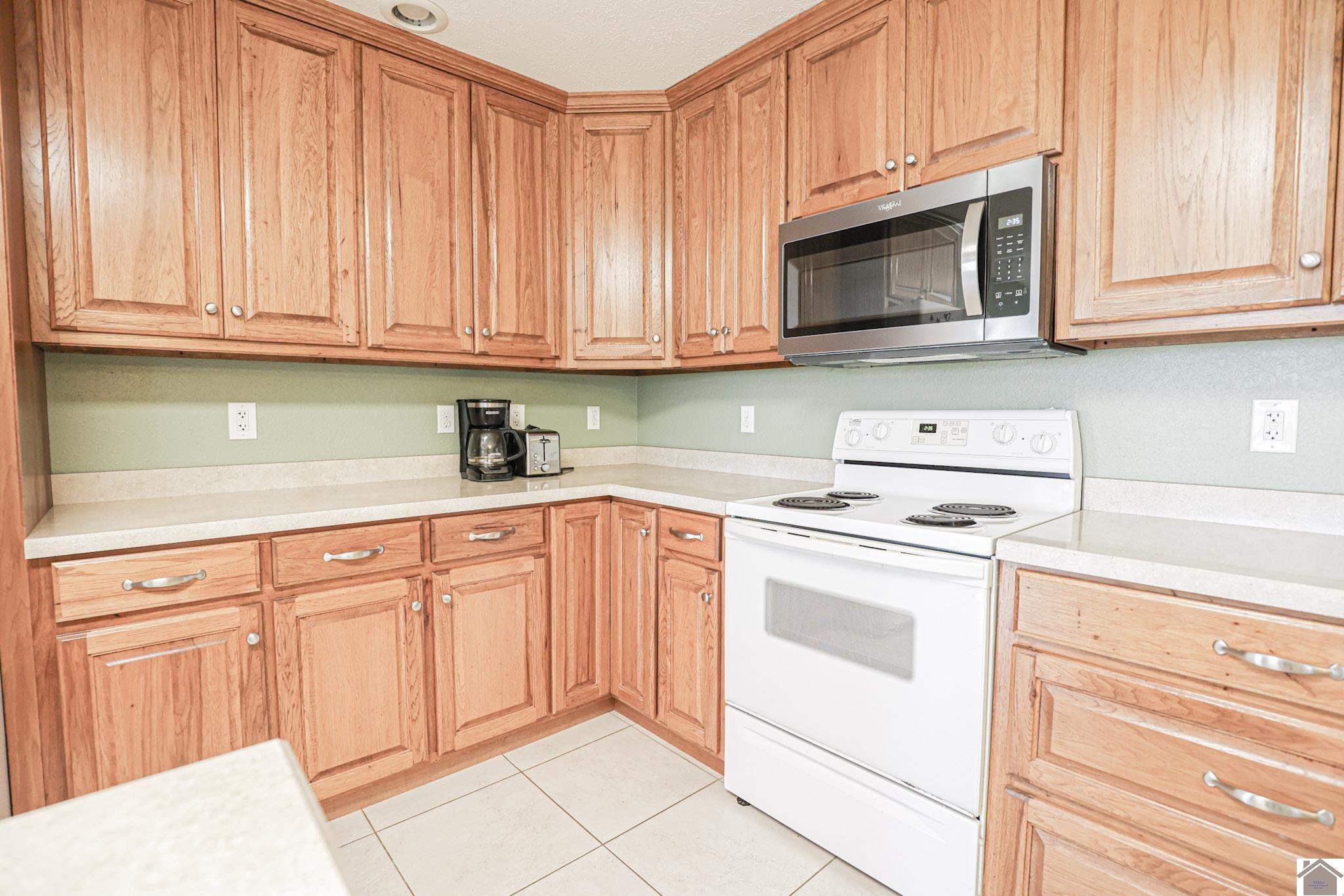 7696 Bandana Road Kevil, KY 42053 - Photo 28 of 50 Kitchen