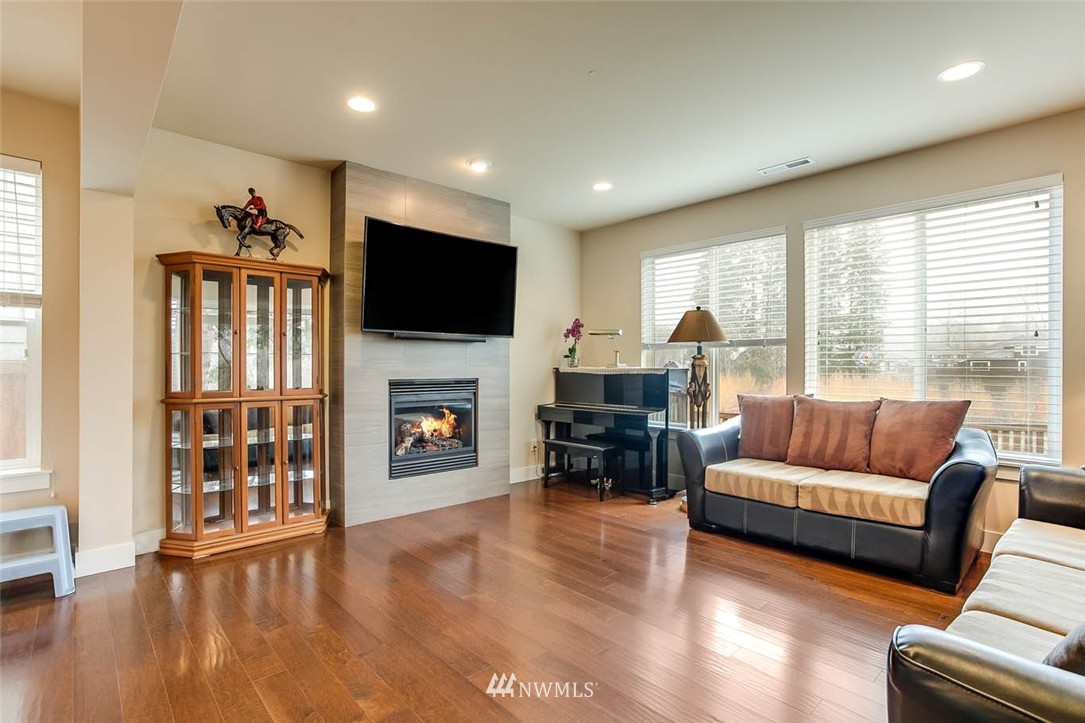 16933 35th Drive Southeast Bothell, WA 98012 - Photo 12 of 23