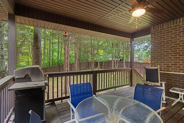 $499,000 | 3006 Gracie Ann Drive, Greenbrier, TN 37073