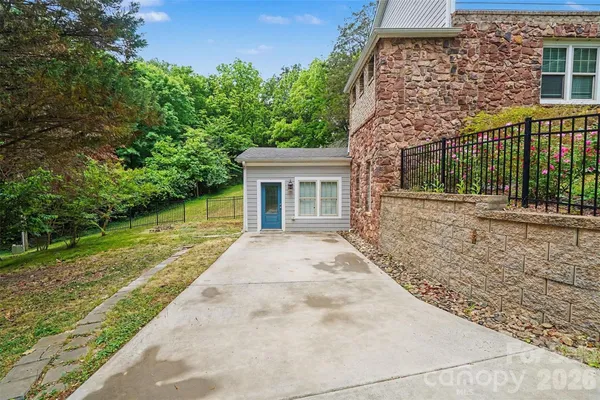 $475,000 | 786 Ideal Drive Southeast, Concord, NC 28025