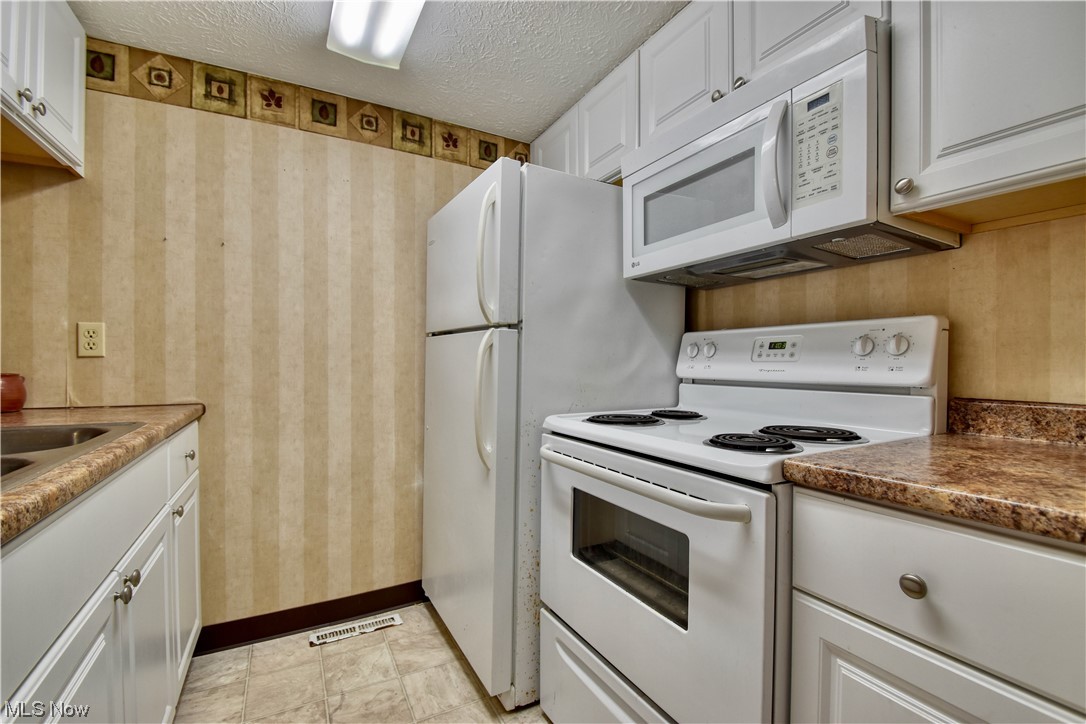 5195 Cline Road, Unit A Kent, OH 44240 - Photo 8 of 27