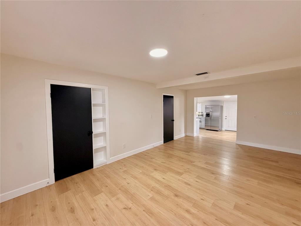 2334 Vincent Road Orlando, FL 32817 - Photo 7 of 25