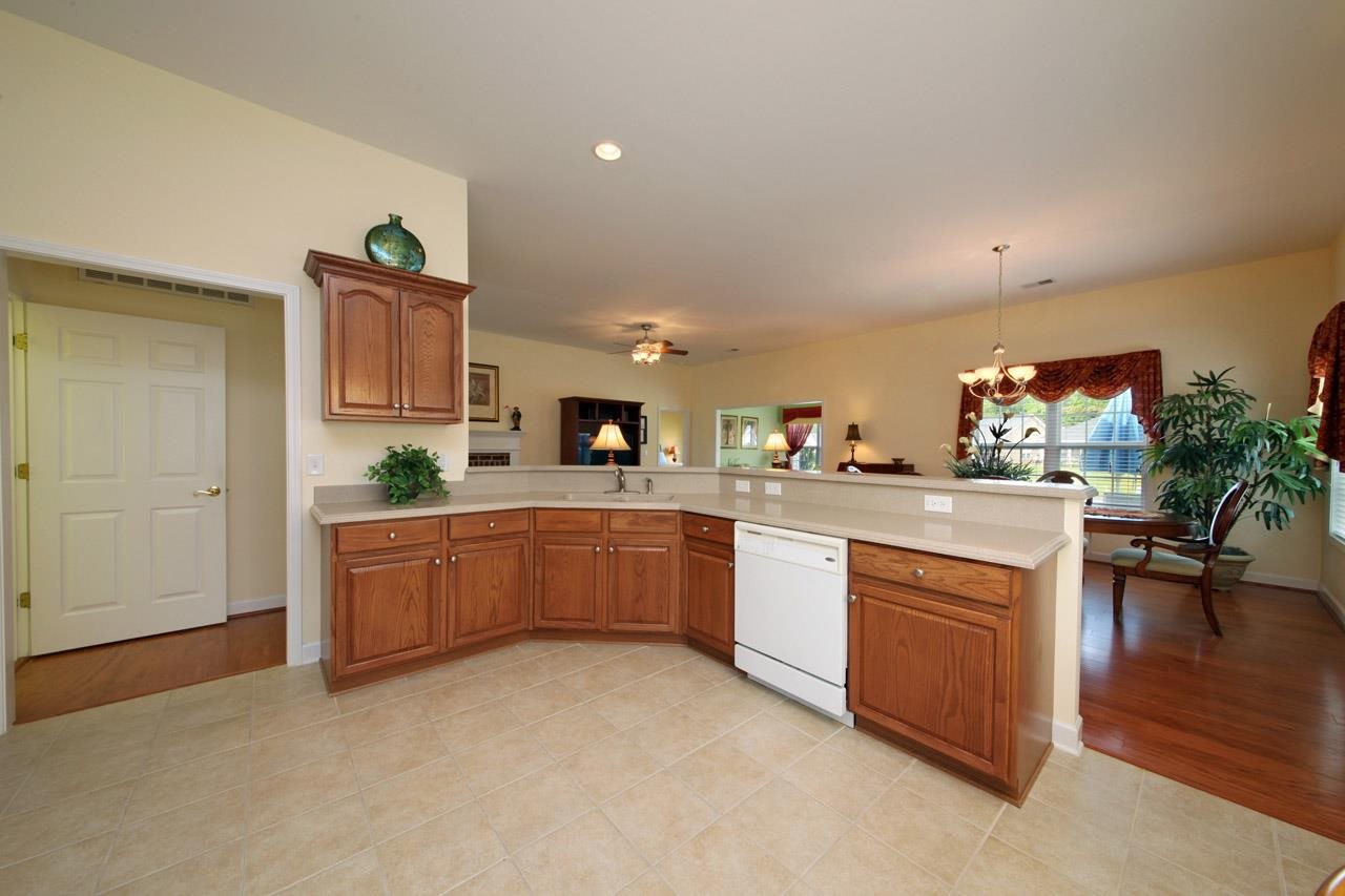 3117 Shorecrest Bay Drive Murrells Inlet, SC 29576 - Photo 10 of 21 Gallery Image 10