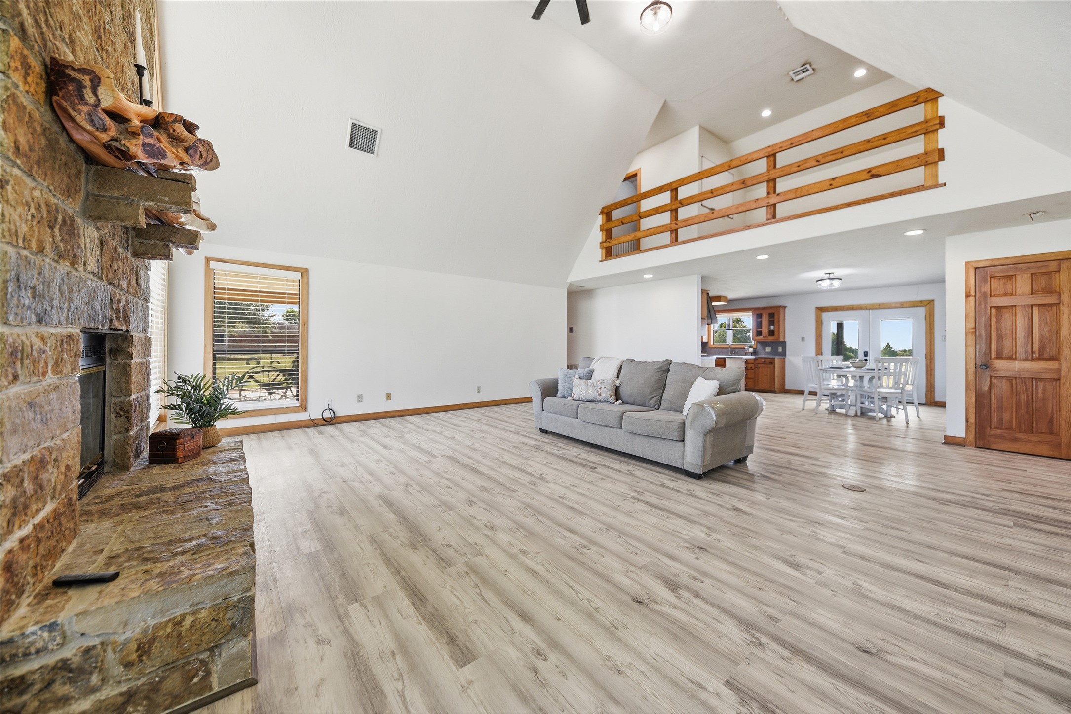 3090 Old Navasota Road Brenham, TX 77833 - Photo 4 of 24
