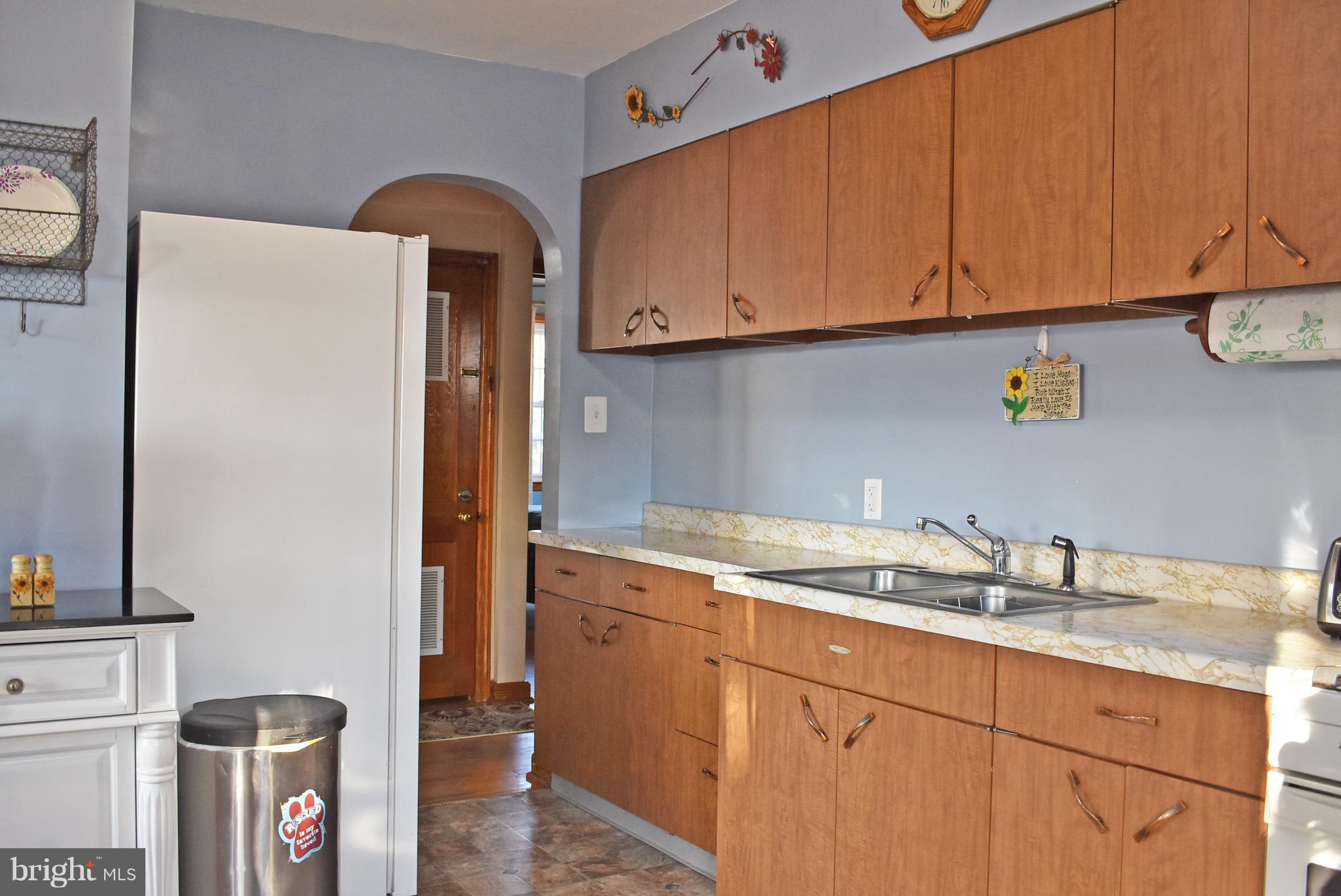 3103 Green Hill Road Baltimore, MD 21219 - Photo 13 of 21 Kitchen