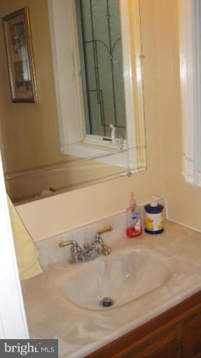 200 Awkard Lane Silver Spring, MD 20905 - Photo 8 of 26 Bath #1