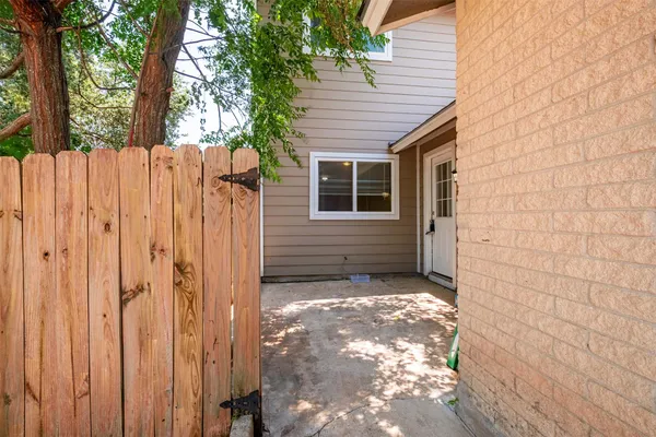$1,750 | 3904 Hudson Bend Road, Austin, TX 78734
