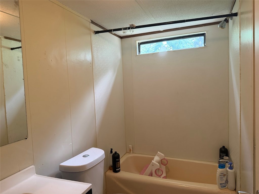 111 Camp Creek Road, Unit 14 Central, SC 29630 - Photo 24 of 36 Unit 4
