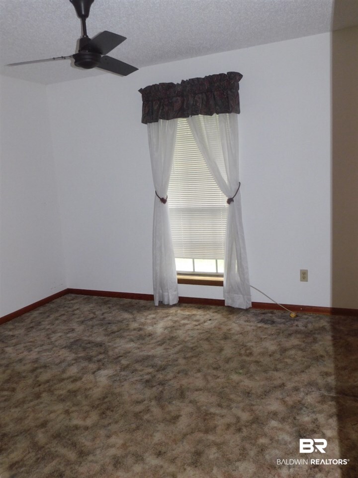 19161 Horseshoe Circle Seminole, AL 36574 - Photo 10 of 30