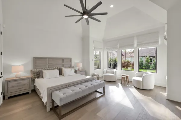 $910,000 | 212 South Empress Green Place, Montgomery, TX 77316