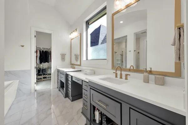 $910,000 | 212 South Empress Green Place, Montgomery, TX 77316