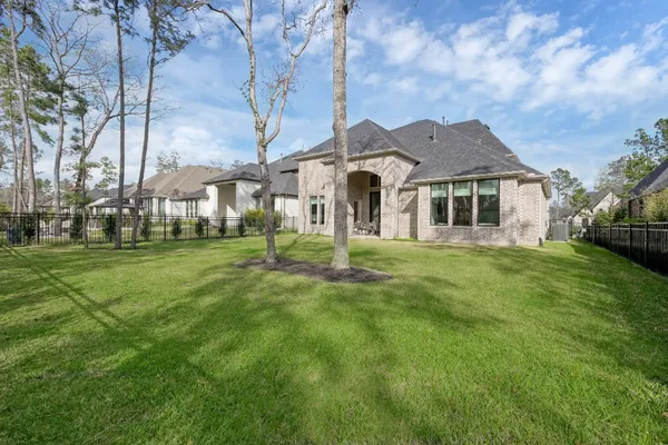$910,000 | 212 South Empress Green Place, Montgomery, TX 77316