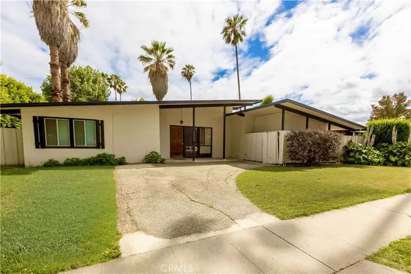 $725,000 | 19552 Arminta Street, Reseda, CA 91335