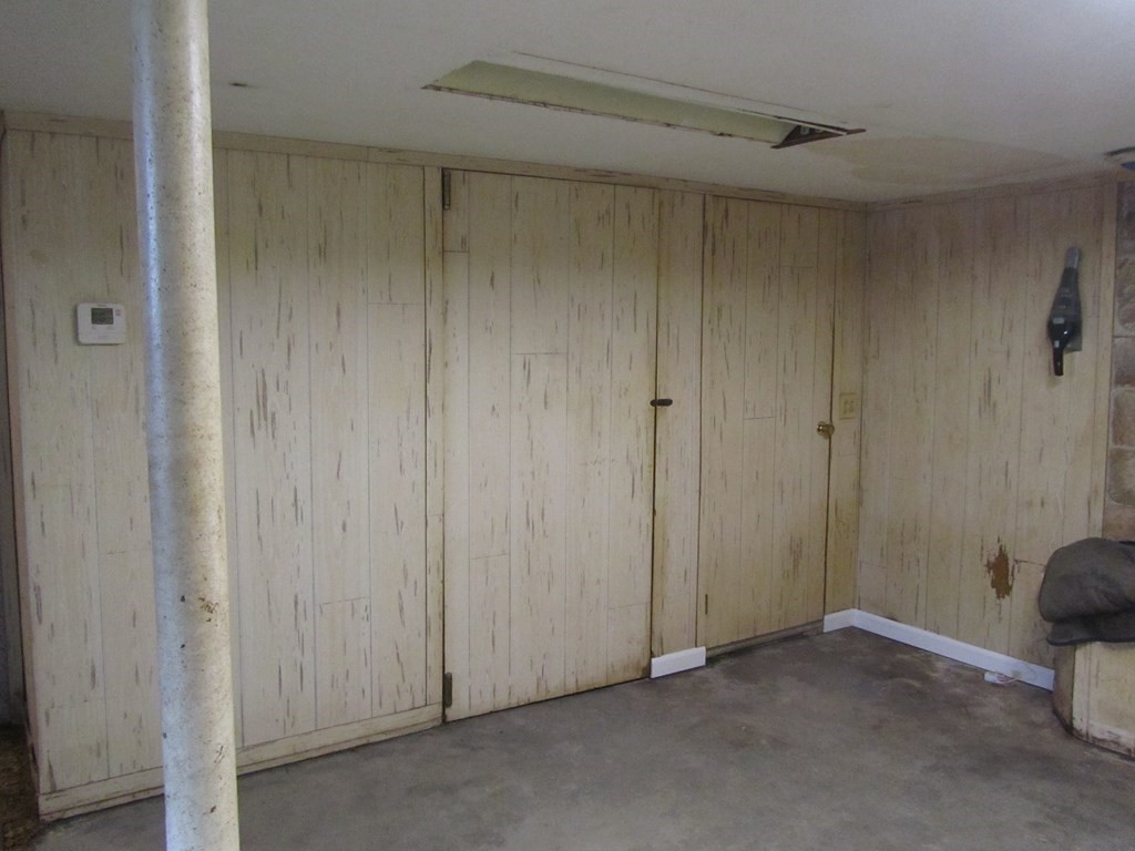 55 Old Worcester Road Oxford, MA 01540 - Photo 14 of 17 Gallery Image 14