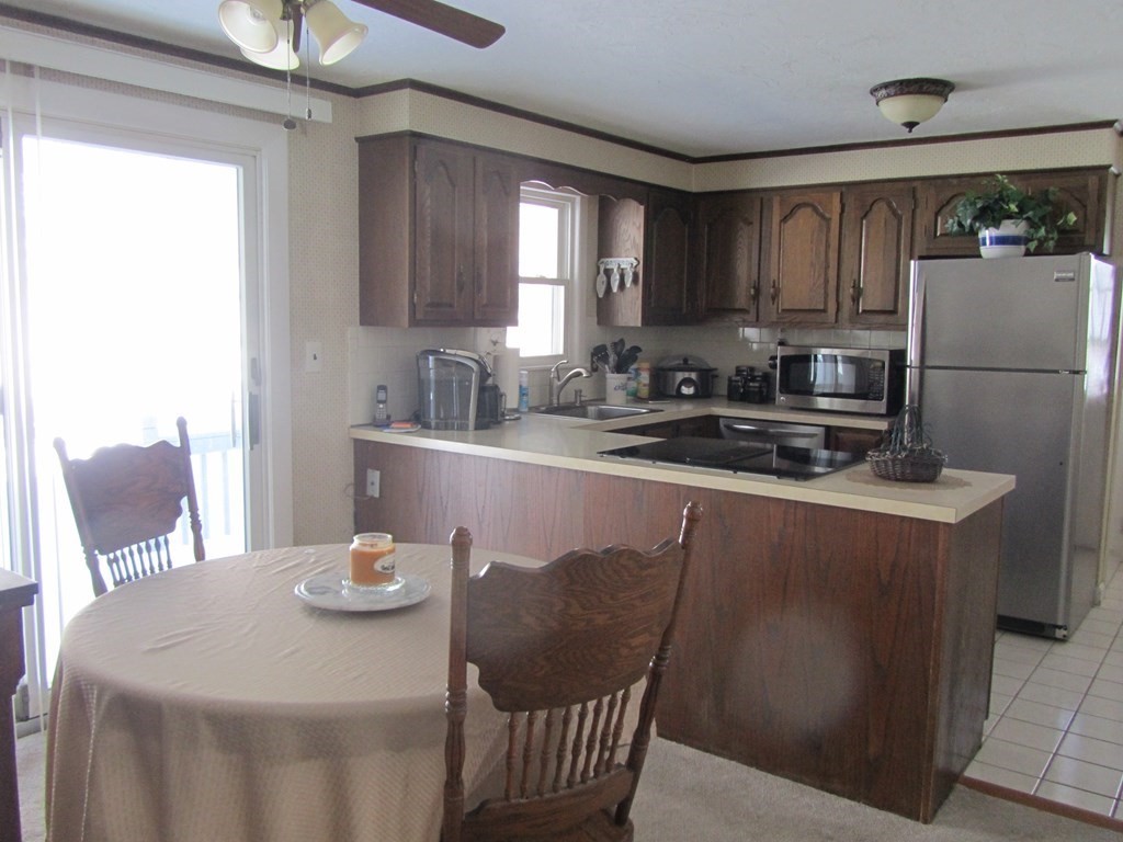 55 Old Worcester Road Oxford, MA 01540 - Photo 6 of 17 Gallery Image 6
