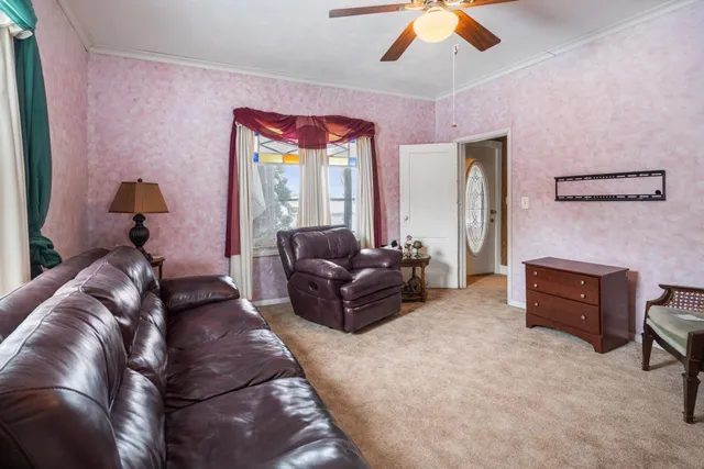 $299,900 | 22356 Highway 15, St. Augusta, MN 56301