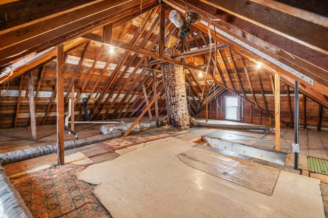 $299,900 | 22356 Highway 15, St. Augusta, MN 56301