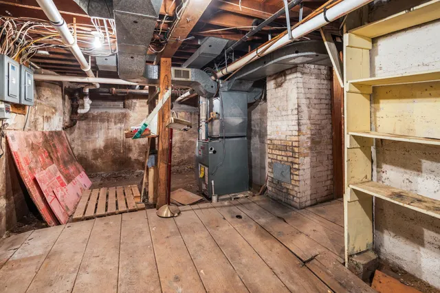 $299,900 | 22356 Highway 15, St. Augusta, MN 56301