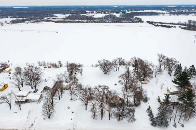 $299,900 | 22356 Highway 15, St. Augusta, MN 56301