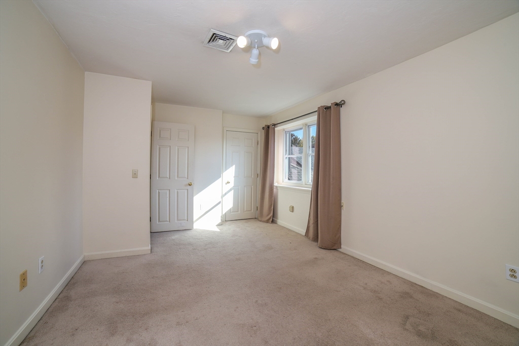 17 Highfield Road, Unit B Charlton, MA 01507 - Photo 12 of 17