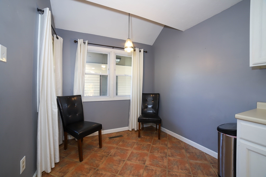17 Highfield Road, Unit B Charlton, MA 01507 - Photo 9 of 17