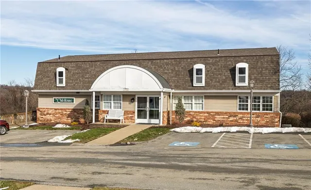 $155,000 | 104 Clubhouse Drive, Unit 104, Washington, PA 15301