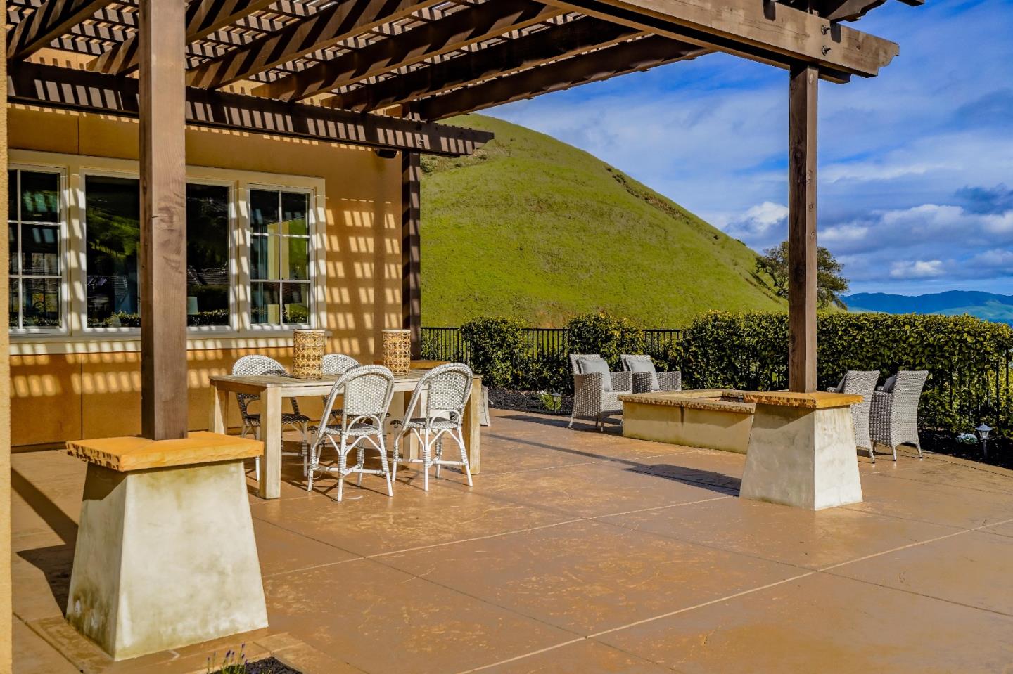 1039 Hawkshead Circle San Ramon, CA 94583 - Photo 17 of 63 Gallery Image 17