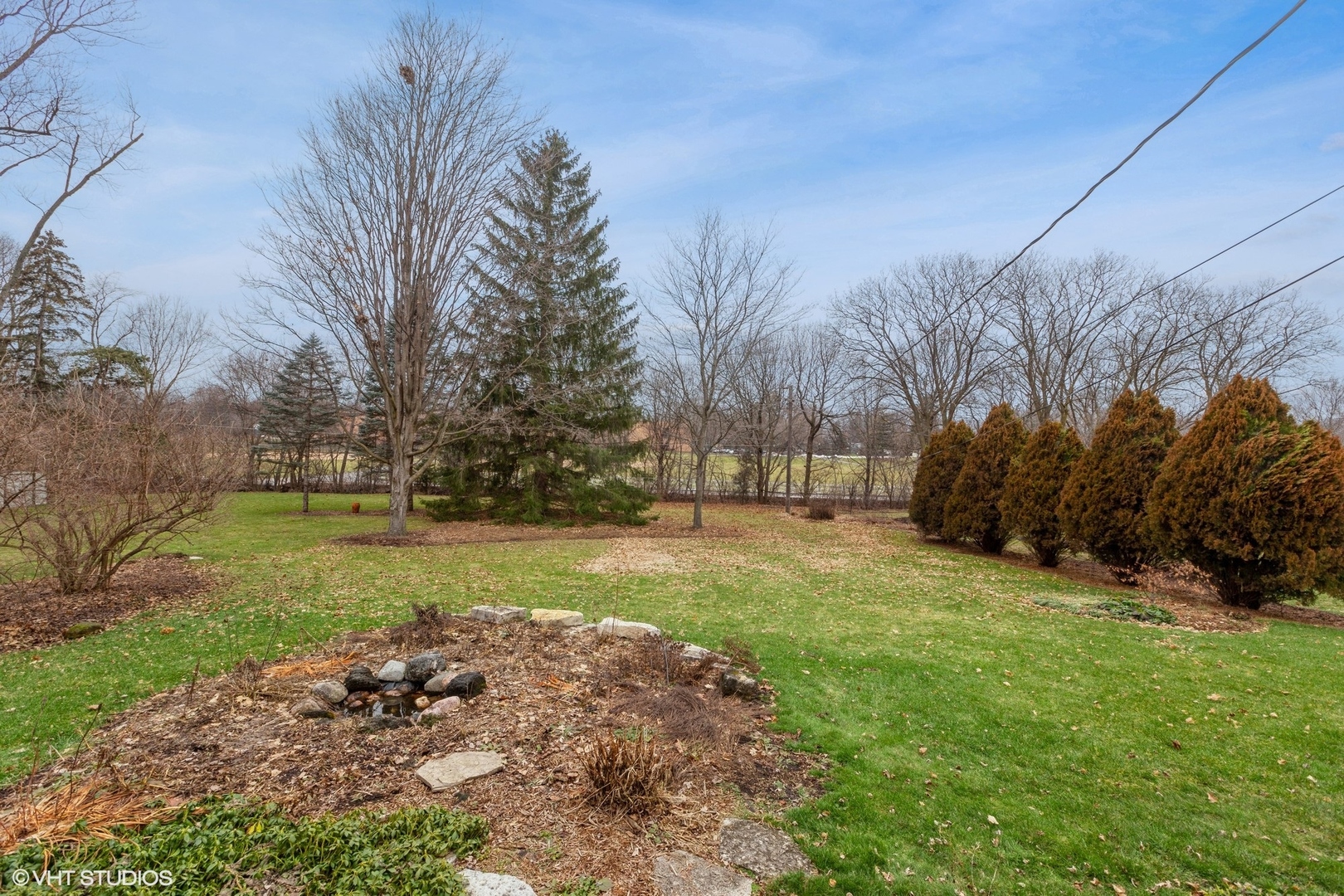 1330 South Main Street Wheaton, IL 60189 - Photo 18 of 19 a view of a park with large trees