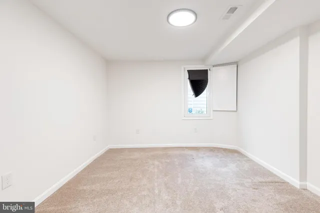 $2,250 | 217 North Belnord Avenue, Baltimore, MD 21224