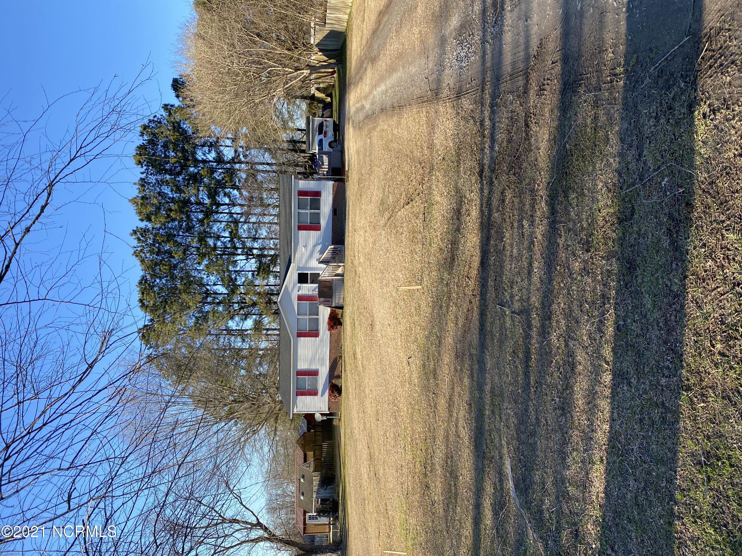 824 Snohan Road Ayden, NC 28513 - Photo 1 of 1 Front of home