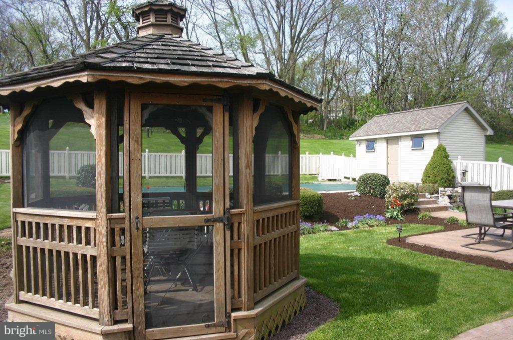 634 Fairview Road Mount Joy, PA 17552 - Photo 15 of 19