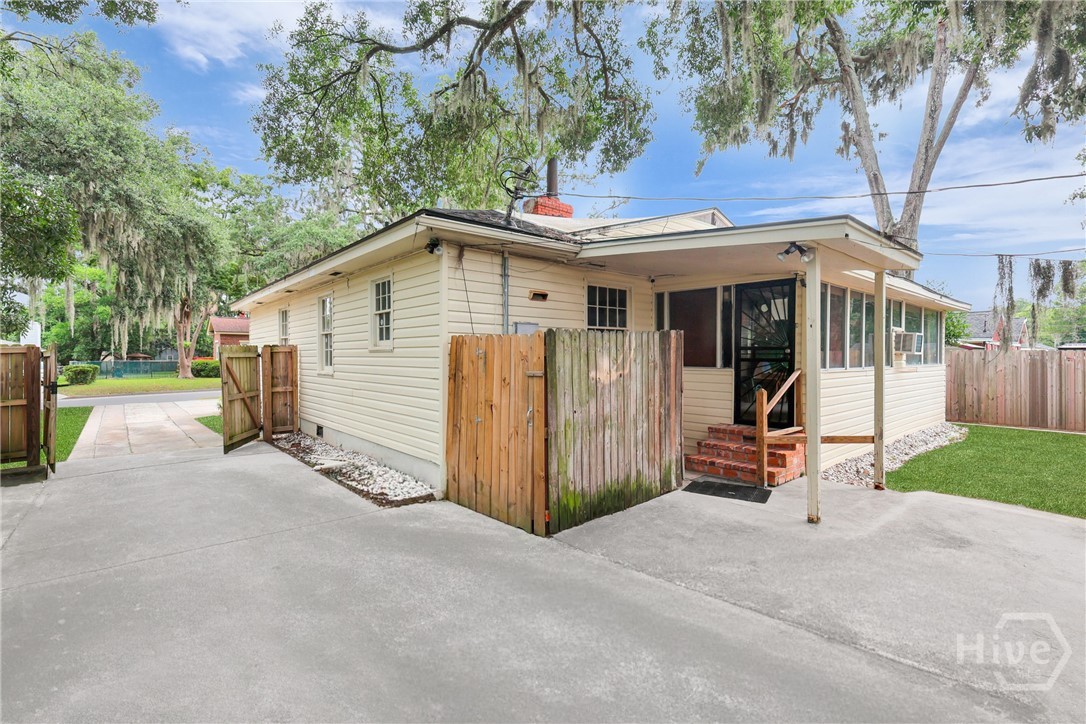 1443 East 38th Street Savannah, GA 31404 - Photo 27 of 30