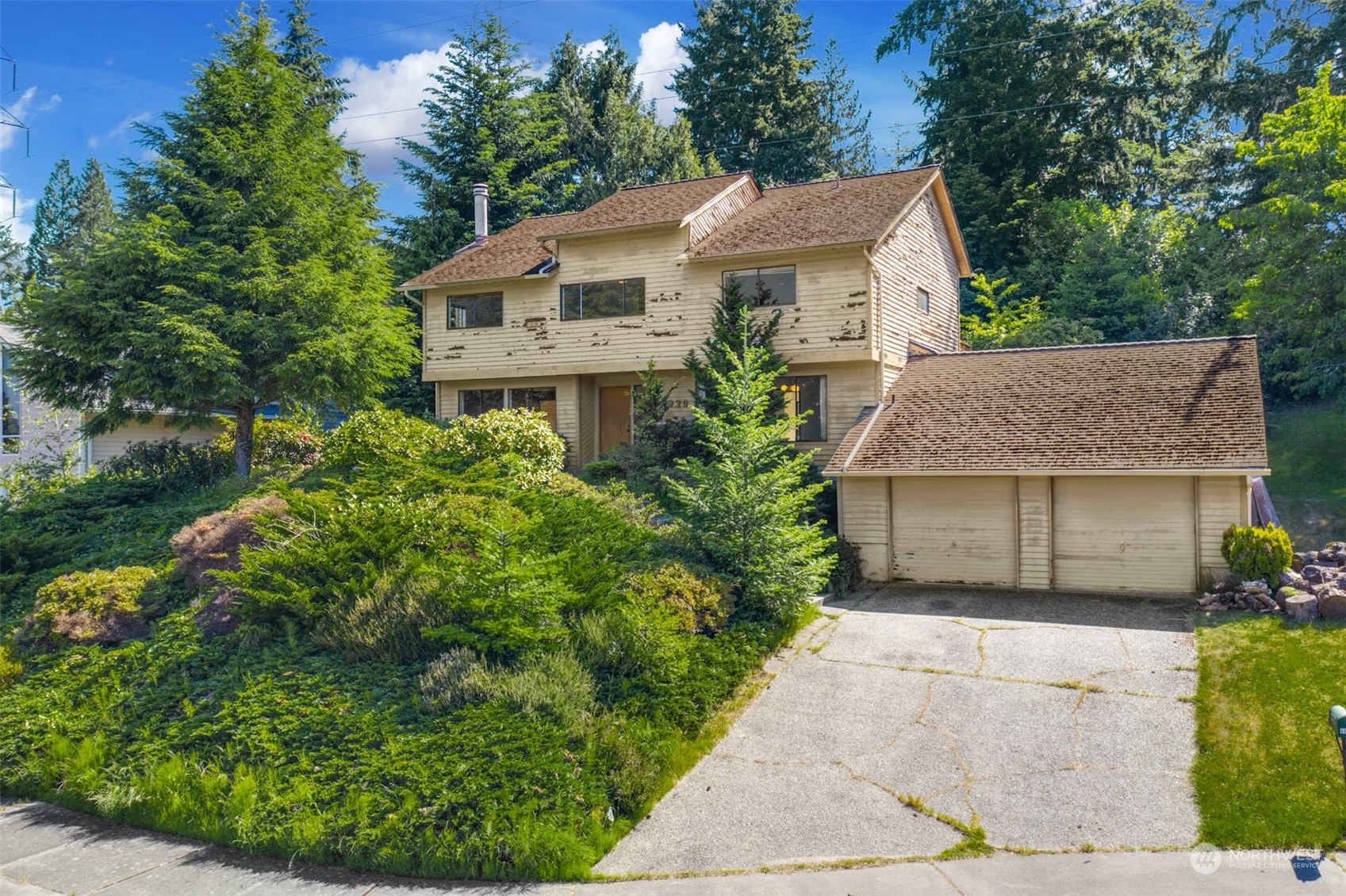 4920 123rd Place Southeast, Bellevue, WA 98006 Compass