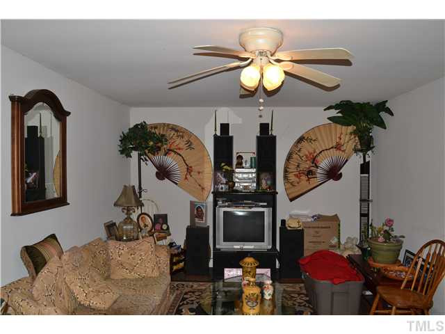 642 Coleman Street Raleigh, NC 27610 - Photo 4 of 9 Photo 4