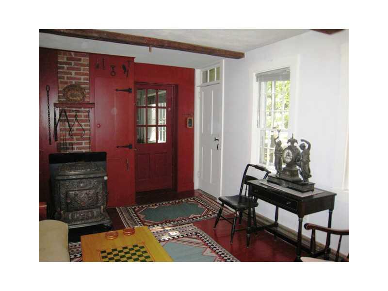 286 Hallowell Road Pownal, ME 04069 - Photo 14 of 35 Den/Family/Great Room.