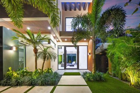 $2,950,000 | 441 Northwest 44th Street, Miami, FL 33127