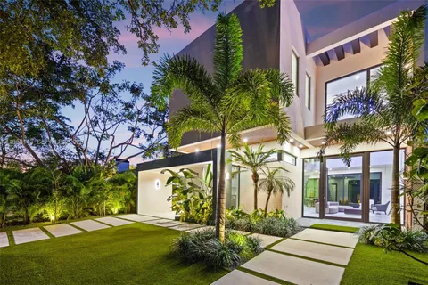 $2,950,000 | 441 Northwest 44th Street, Miami, FL 33127
