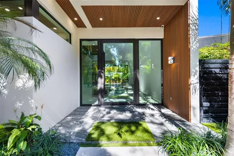 $2,950,000 | 441 Northwest 44th Street, Miami, FL 33127