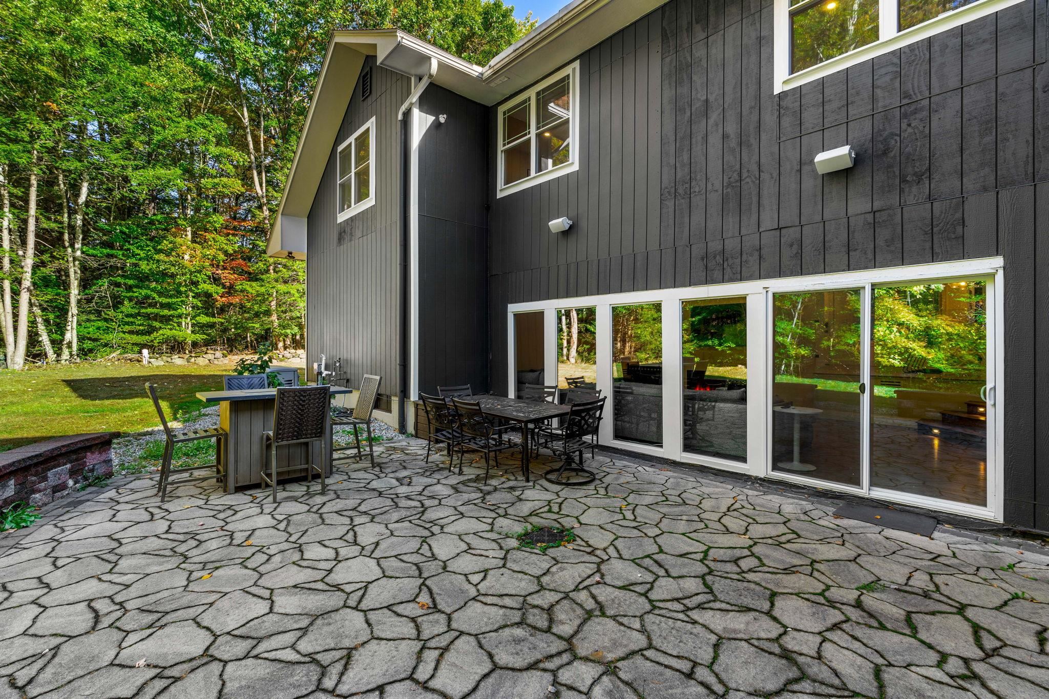 55 Cambridge Road Bedford, NH 03110 - Photo 44 of 56 Gallery Image 44